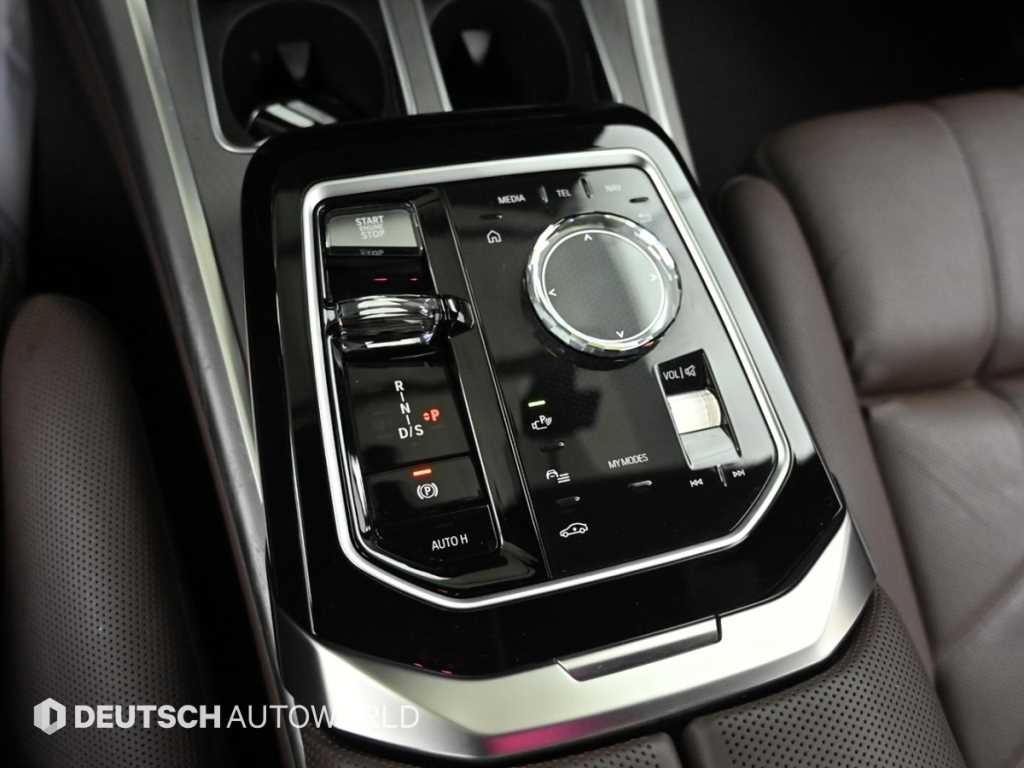 BMW 7시리즈 7시리즈 (G70) 740i sDrive M 스포츠 이미지 9