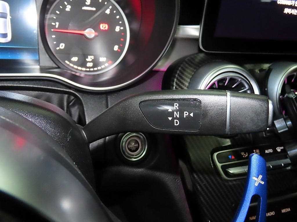 벤츠 C 클래스 C클래스 W205 C220 d 4MATIC 쿠페 이미지 10