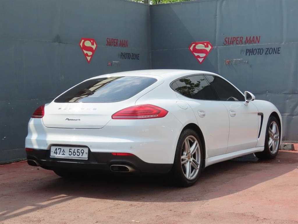 포르쉐 파나메라 3.6 AWD 이미지 3
