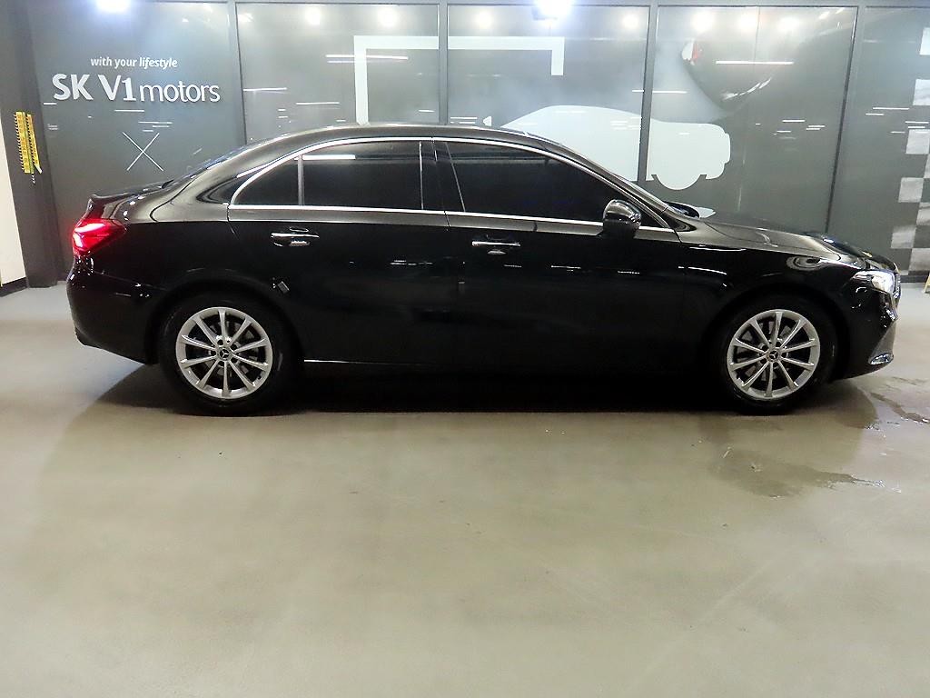 벤츠 A 클래스 A클래스 W177 A220 세단 이미지 3