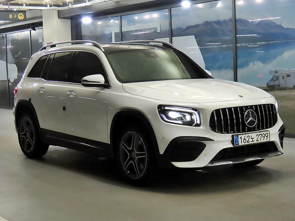 벤츠 GLB 클래스 GLB클래스 X247 GLB 250 4MATIC 이미지 1