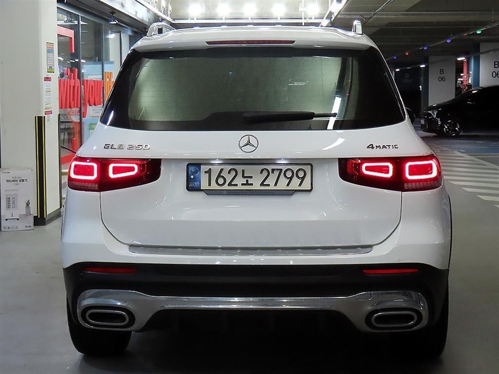 벤츠 GLB 클래스 GLB클래스 X247 GLB 250 4MATIC 이미지 5