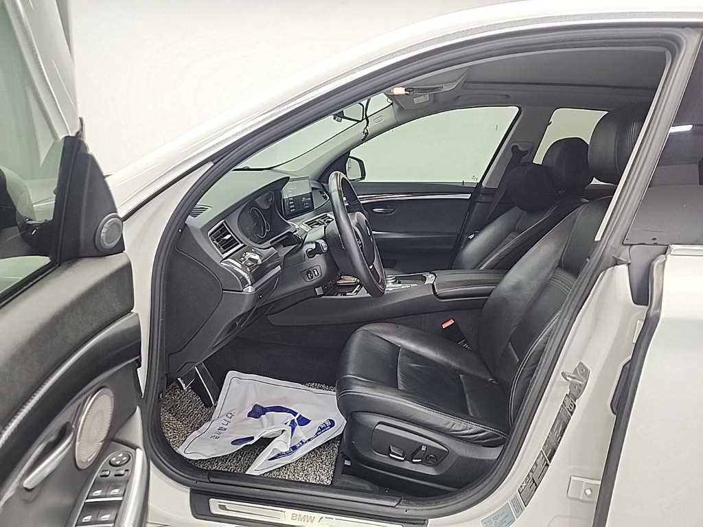 BMW 그란투리스모 5시리즈 GT (F07) GT 30d xDRIVE 이미지 11
