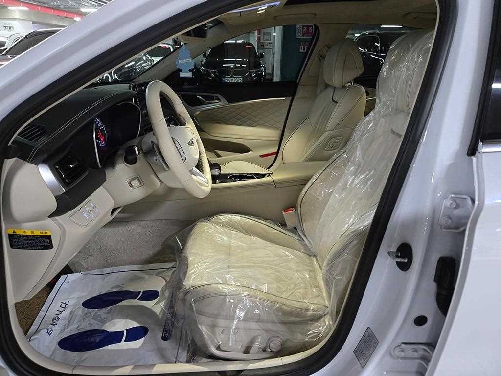 제네시스 G70 2.0T 슈프림 이미지 7