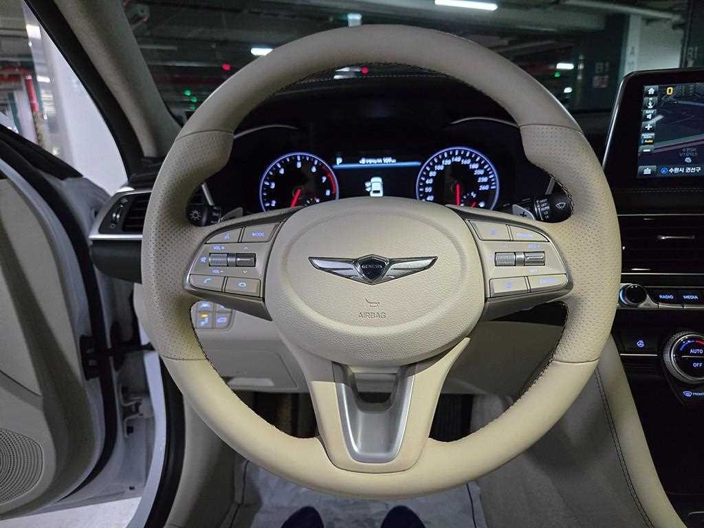 제네시스 G70 2.0T 슈프림 이미지 9