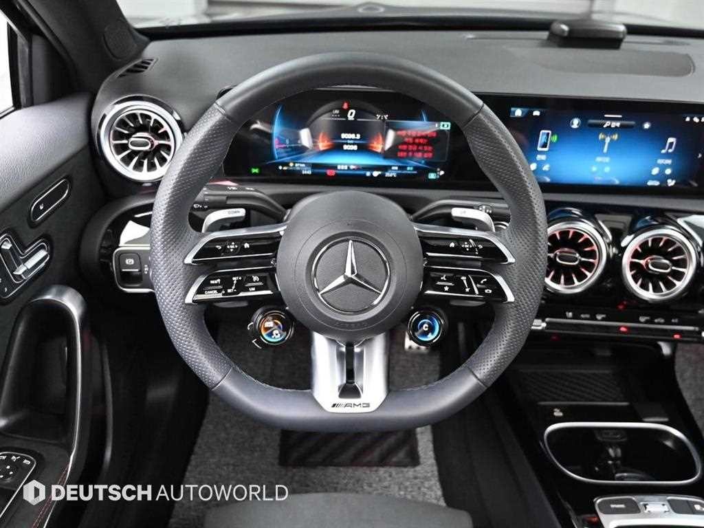 벤츠 A 클래스 A클래스 W177 AMG A35 4MATIC 세단 이미지 13