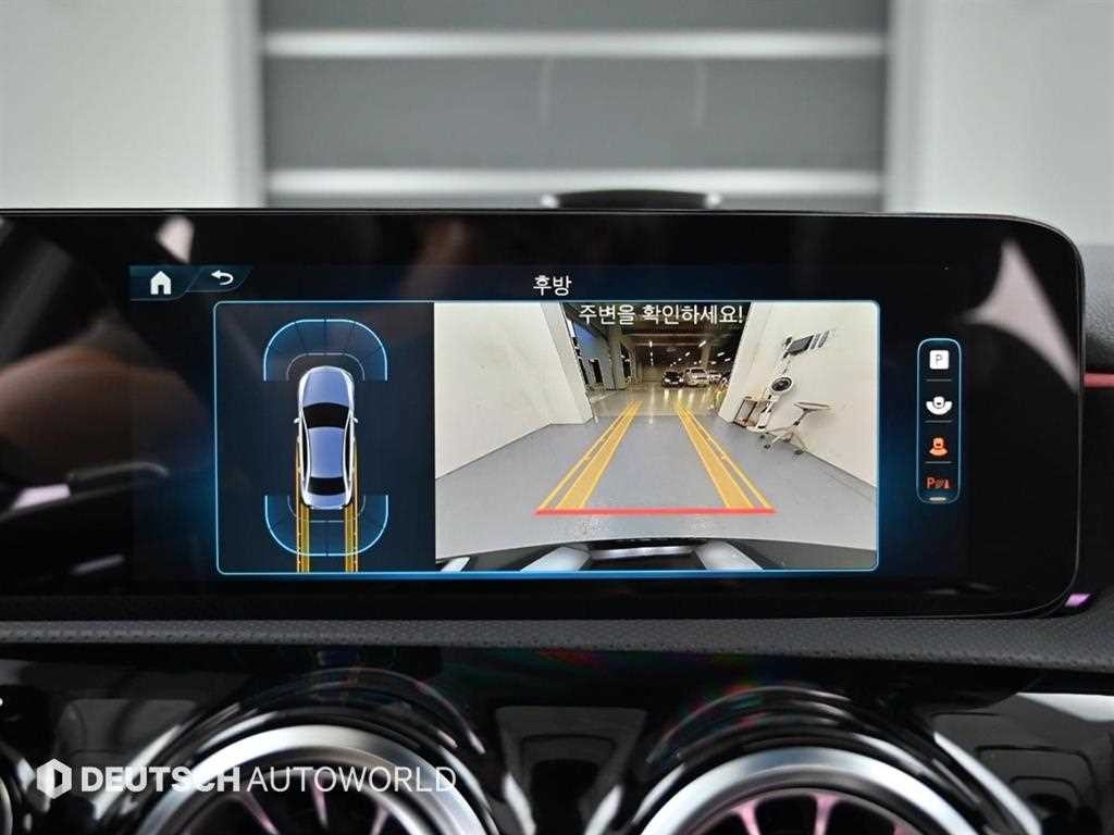 벤츠 A 클래스 A클래스 W177 AMG A35 4MATIC 세단 이미지 15