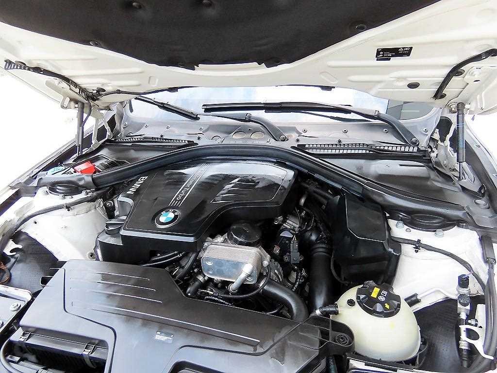 BMW 3시리즈 3시리즈 (F30) 320i 럭셔리 이미지 19
