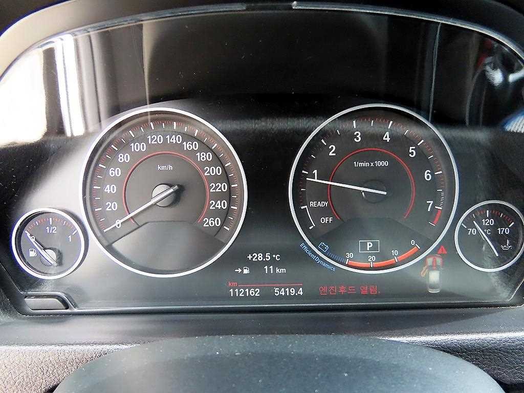 BMW 3시리즈 3시리즈 (F30) 320i 럭셔리 이미지 9