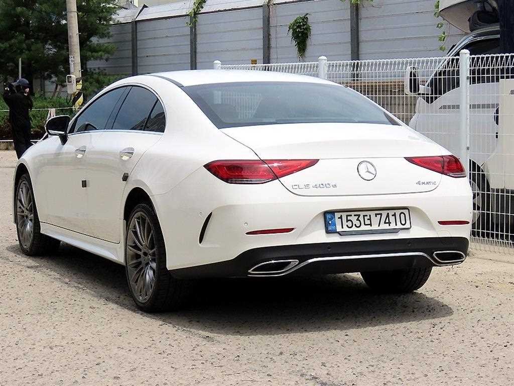 벤츠 CLS 클래스 CLS클래스 C257 CLS 400d 4MATIC AMG Line 이미지 3