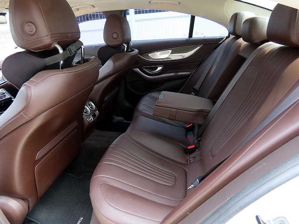 벤츠 CLS 클래스 CLS클래스 C257 CLS 400d 4MATIC AMG Line 이미지 6