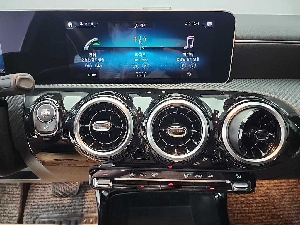 벤츠 A 클래스 A클래스 W177 A220 해치백 이미지 10
