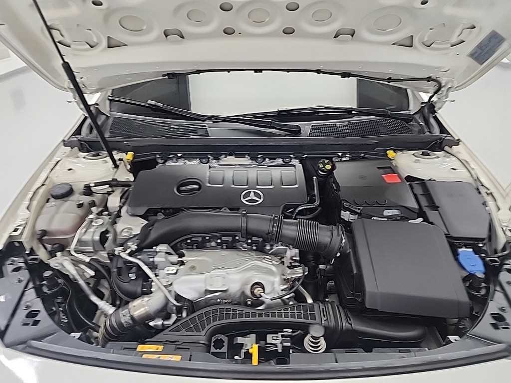 벤츠 A 클래스 A클래스 W177 A220 해치백 이미지 5