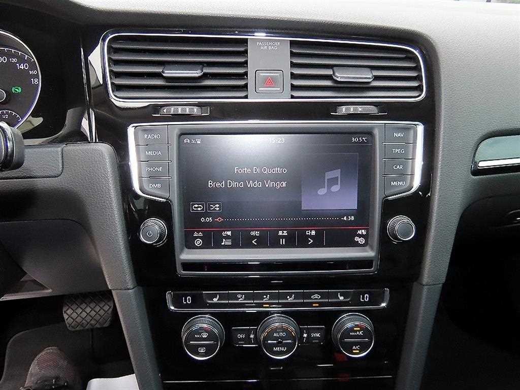 폭스바겐 골프 골프 7세대 2.0 TDI 프리미엄 이미지 12