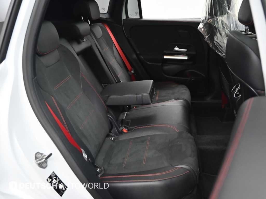 벤츠 GLA 클래스 GLA클래스 H247 GLA45 AMG 4MATIC + 이미지 12
