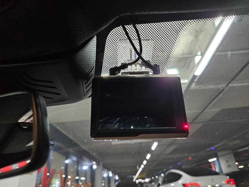 BMW 5시리즈 5시리즈 (G30) 530i xDrive M 스포츠 플러스 이미지 14