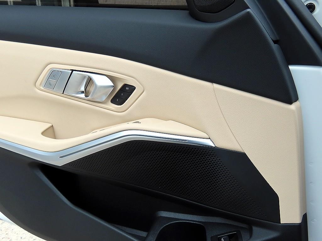 BMW 3시리즈 3시리즈 (G20) 320d M 스포츠 이미지 12