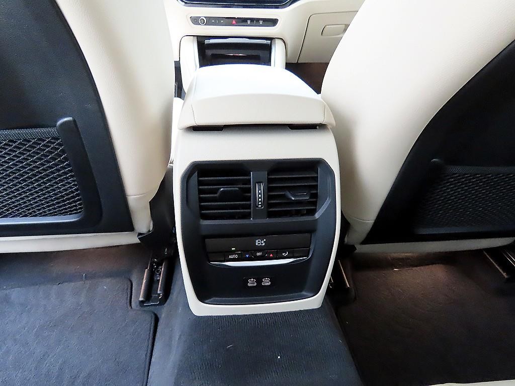 BMW 3시리즈 3시리즈 (G20) 320d M 스포츠 이미지 16