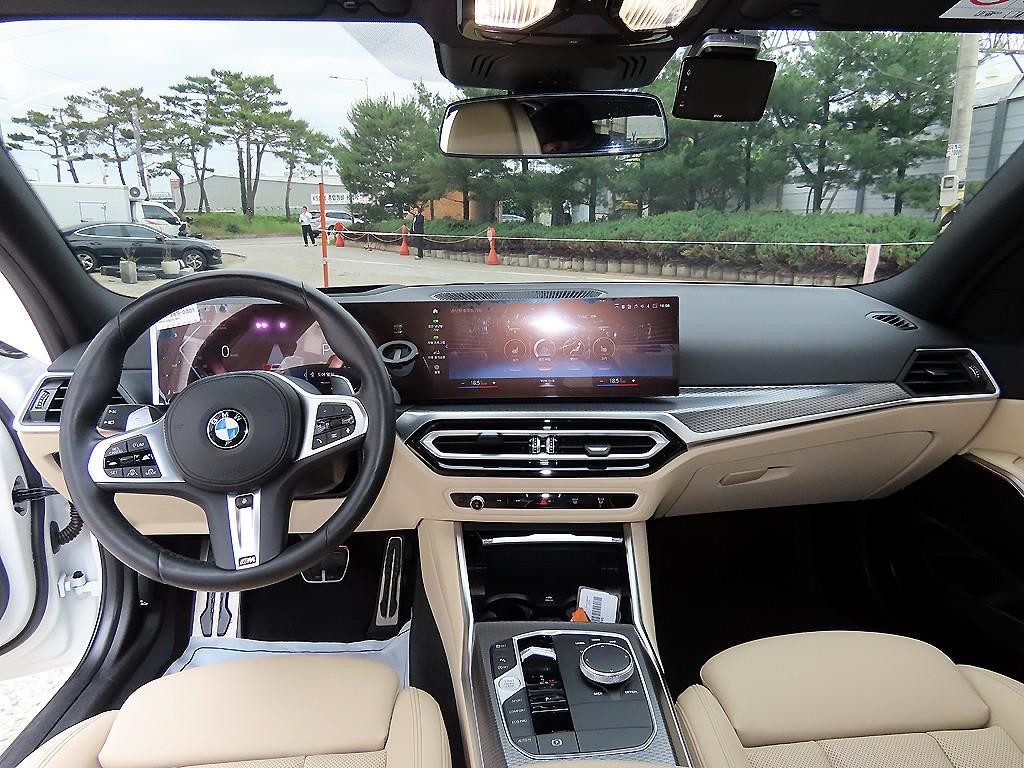 BMW 3시리즈 3시리즈 (G20) 320d M 스포츠 이미지 7