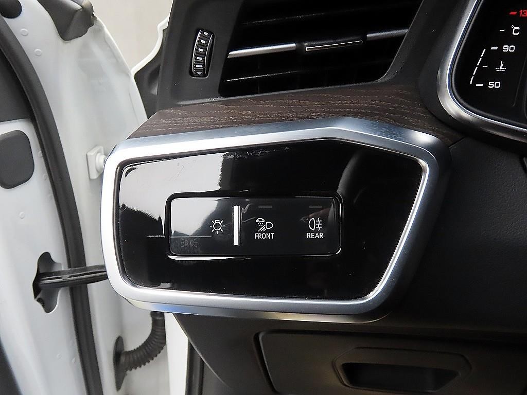 아우디 A6 A6 (C8) 40 TDI 콰트로 프리미엄 이미지 12
