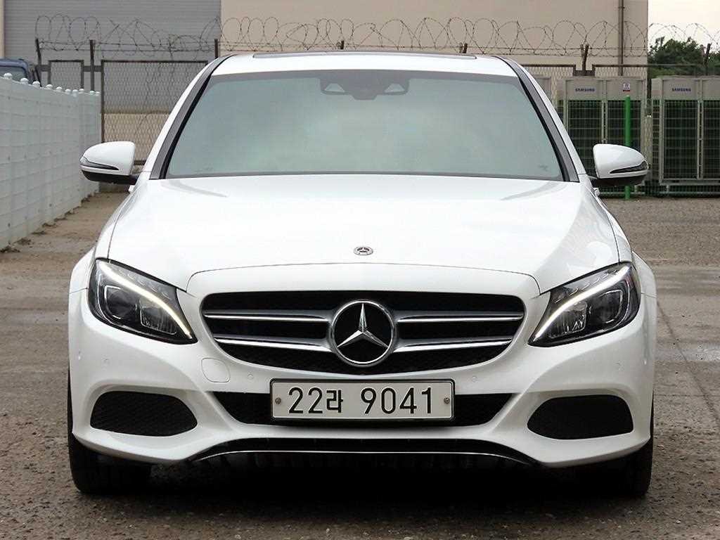 벤츠 C 클래스 C클래스 W205 C200 아방가르드 이미지 1