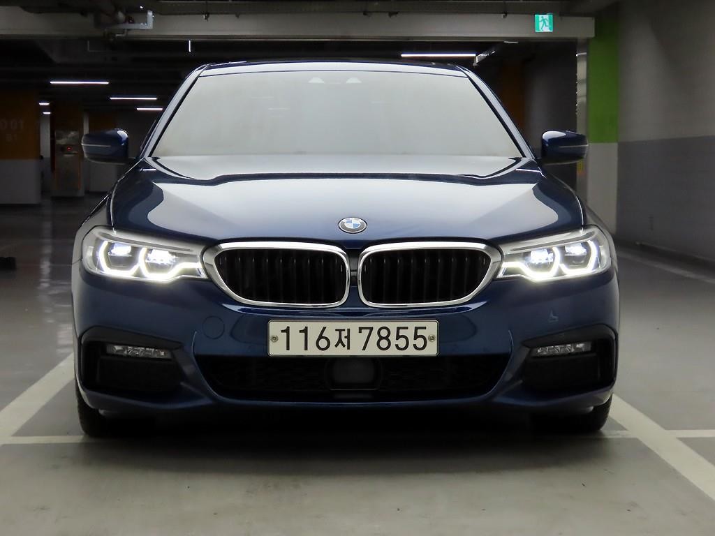 BMW 5시리즈 5시리즈 (G30) 530i M 스포츠 플러스 이미지 1