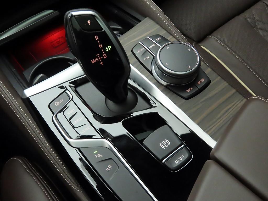 BMW 5시리즈 5시리즈 (G30) 530i M 스포츠 플러스 이미지 10