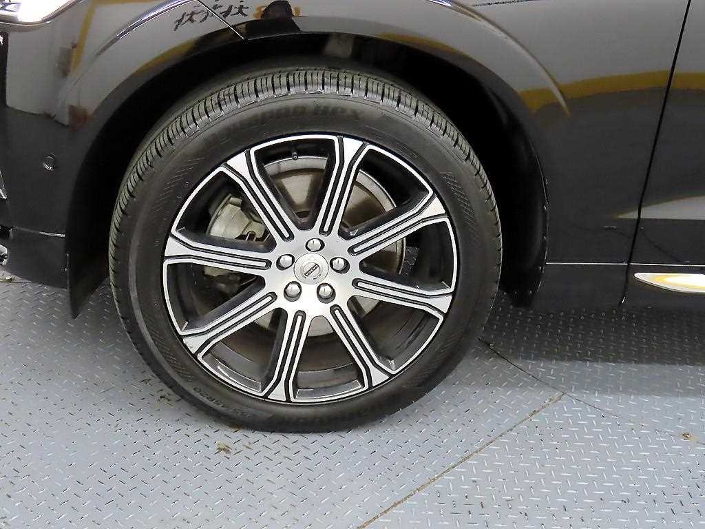 볼보 XC60 XC60(2세대) D5 AWD 인스크립션 이미지 20