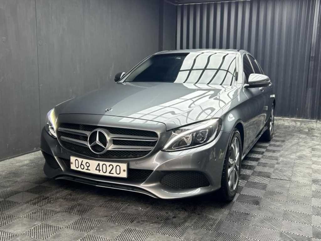 벤츠 C 클래스 C클래스 W205 C200 아방가르드 이미지 3