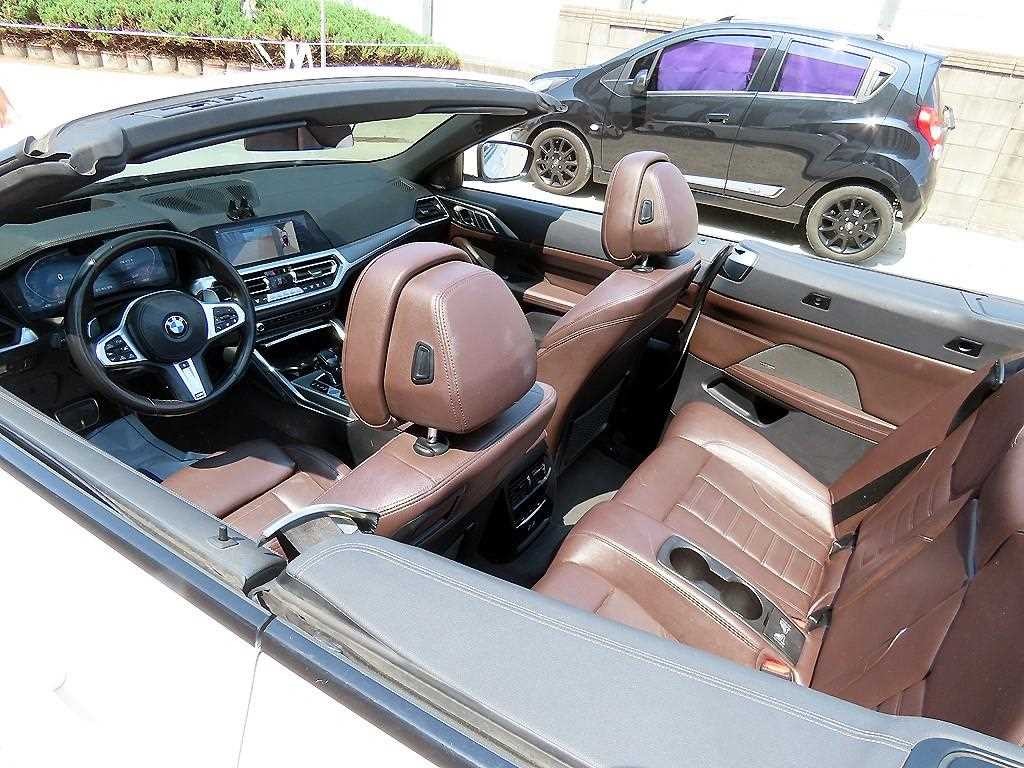 BMW 4시리즈 4시리즈 (G22) 420i 컨버터블 M 스포츠 이미지 11