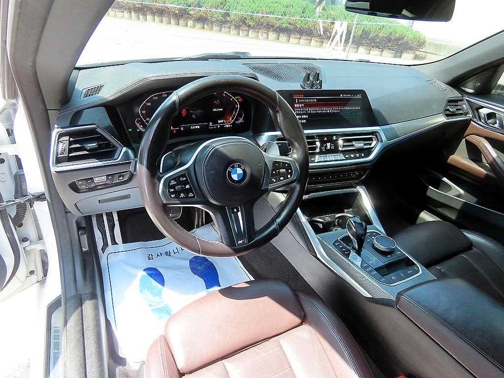 BMW 4시리즈 4시리즈 (G22) 420i 컨버터블 M 스포츠 이미지 12