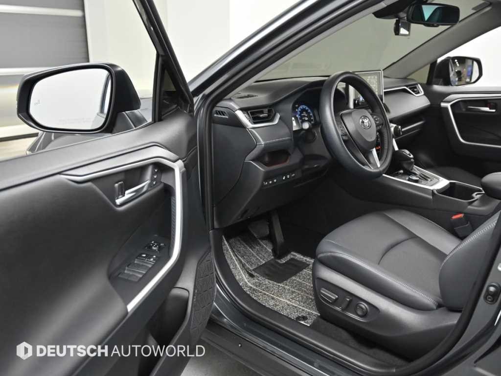 토요타 라브4 RAV4(5세대) 2.5 4WD 하이브리드 LTD 이미지 11
