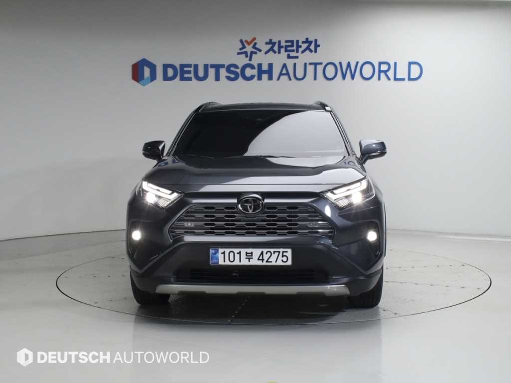 토요타 라브4 RAV4(5세대) 2.5 4WD 하이브리드 LTD 이미지 3