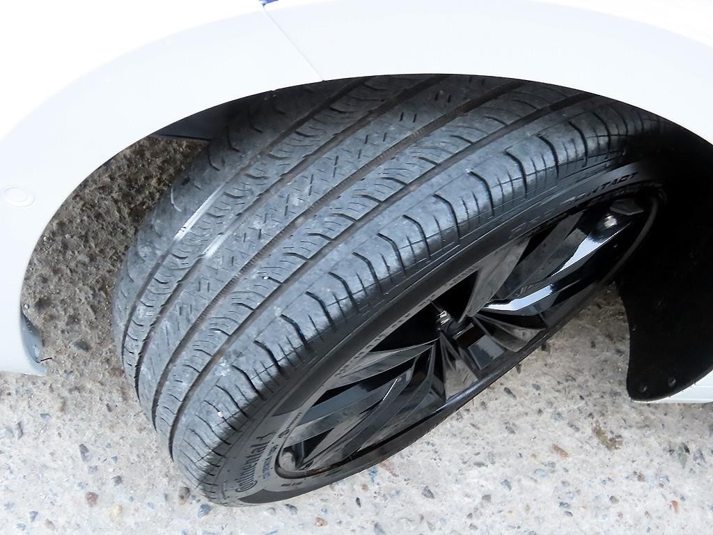 폭스바겐 아테온 2.0 TDI 엘레강스 프레스티지 이미지 20