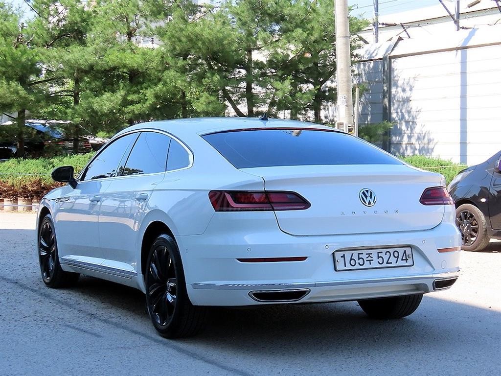 폭스바겐 아테온 2.0 TDI 엘레강스 프레스티지 이미지 3