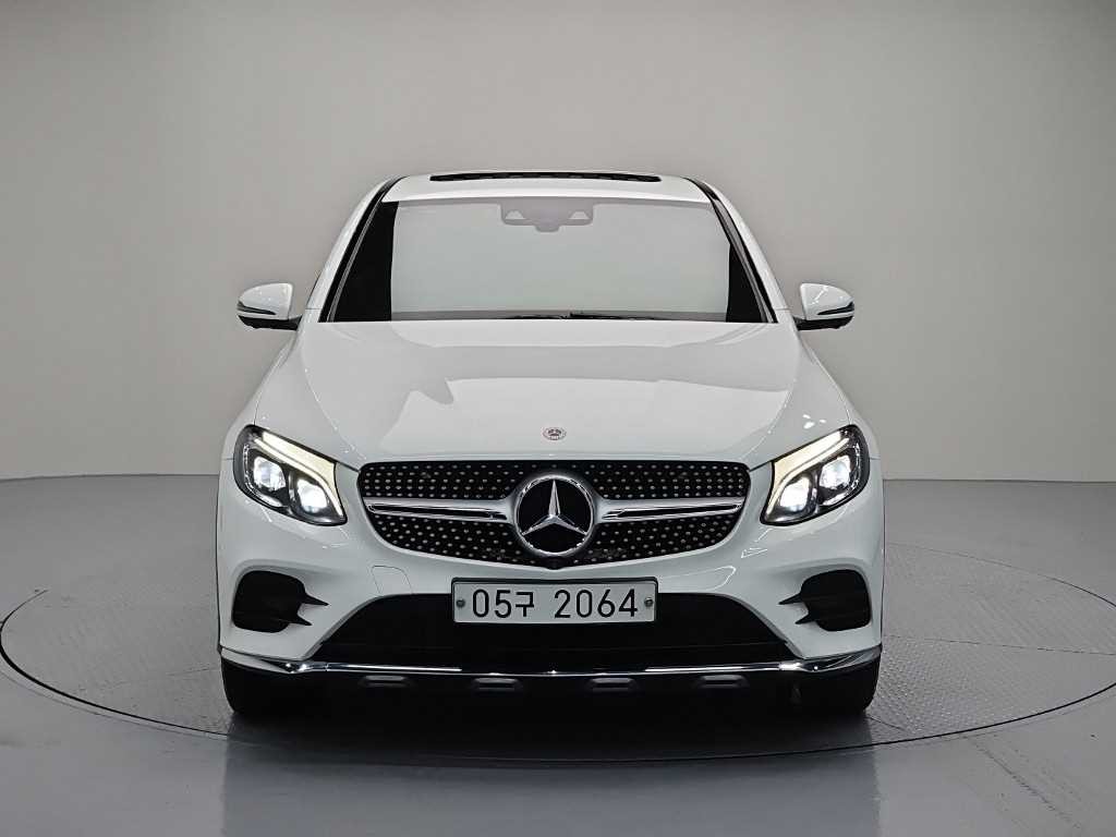 벤츠 GLC 클래스 GLC클래스 X253 GLC 300 4MATIC 쿠페 이미지 2