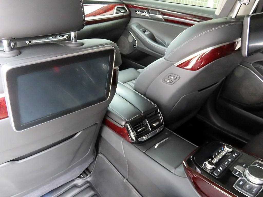 제네시스 EQ900 5.0 GDI AWD 프레스티지 이미지 15