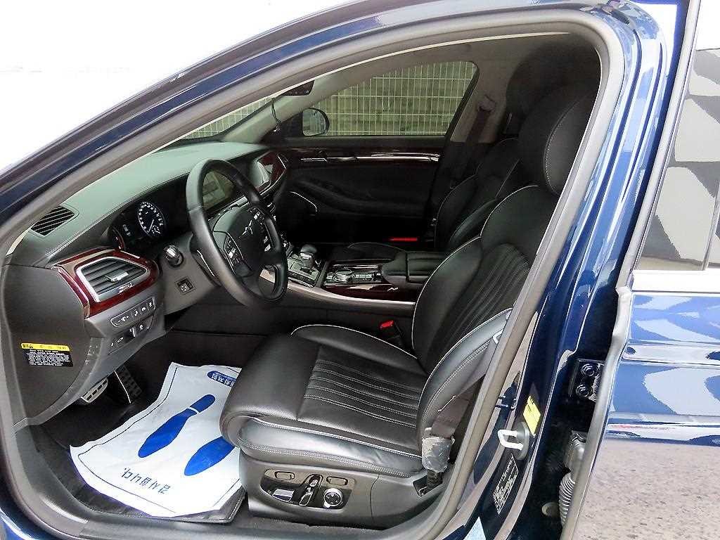 제네시스 EQ900 5.0 GDI AWD 프레스티지 이미지 5