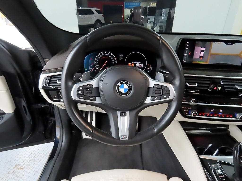 BMW 그란투리스모 6시리즈 GT (G32) 640I XDRIVE M 스포츠 이미지 9
