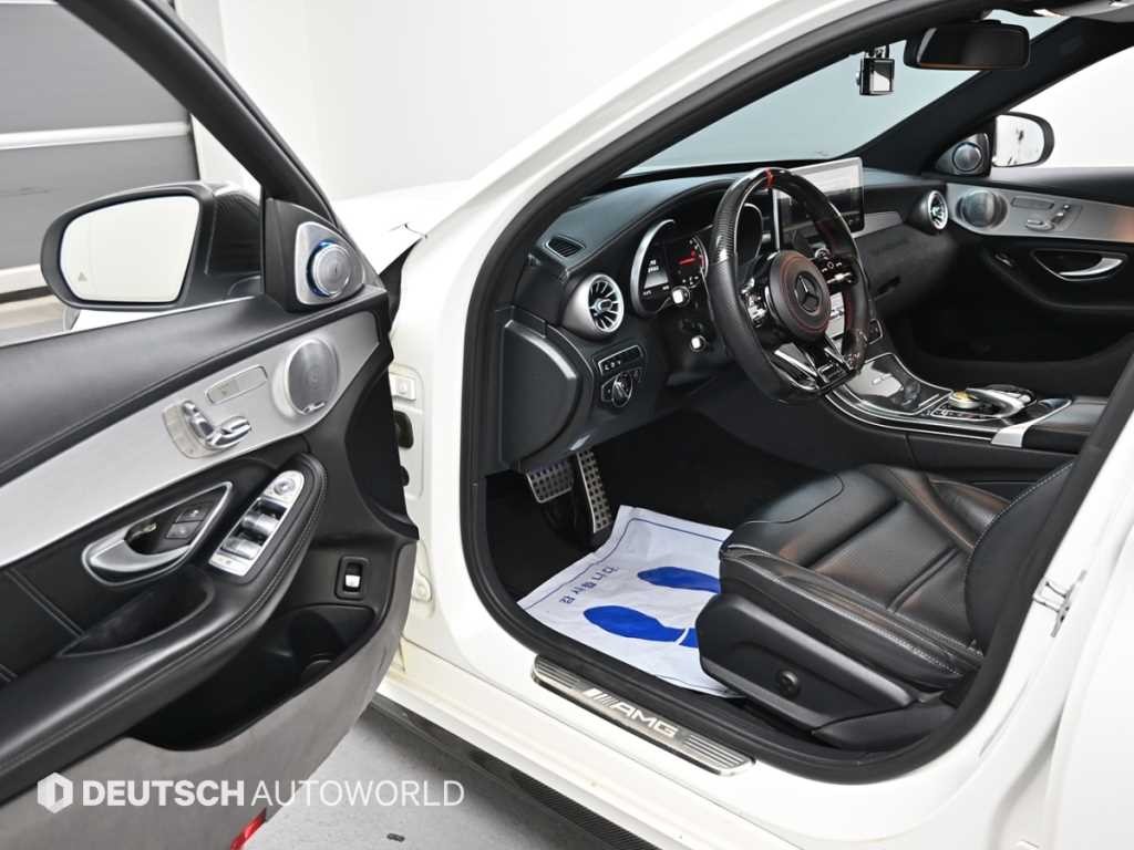 벤츠 C 클래스 C클래스 W205 C63 AMG 이미지 11