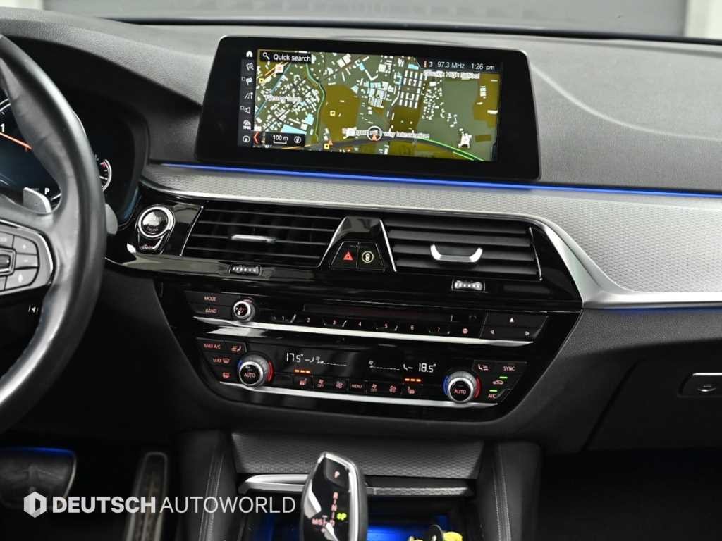 BMW 5시리즈 5시리즈 (G30) 530i xDrive M 스포츠 이미지 14