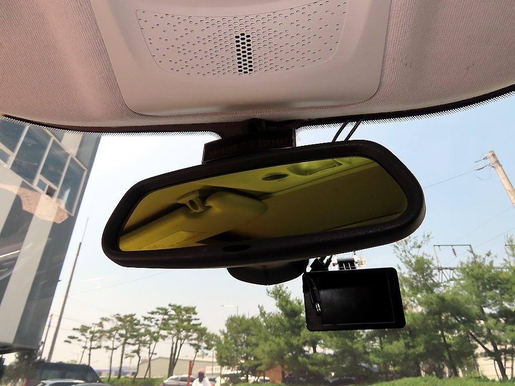 푸조 208 1.6 5도어 이미지 15