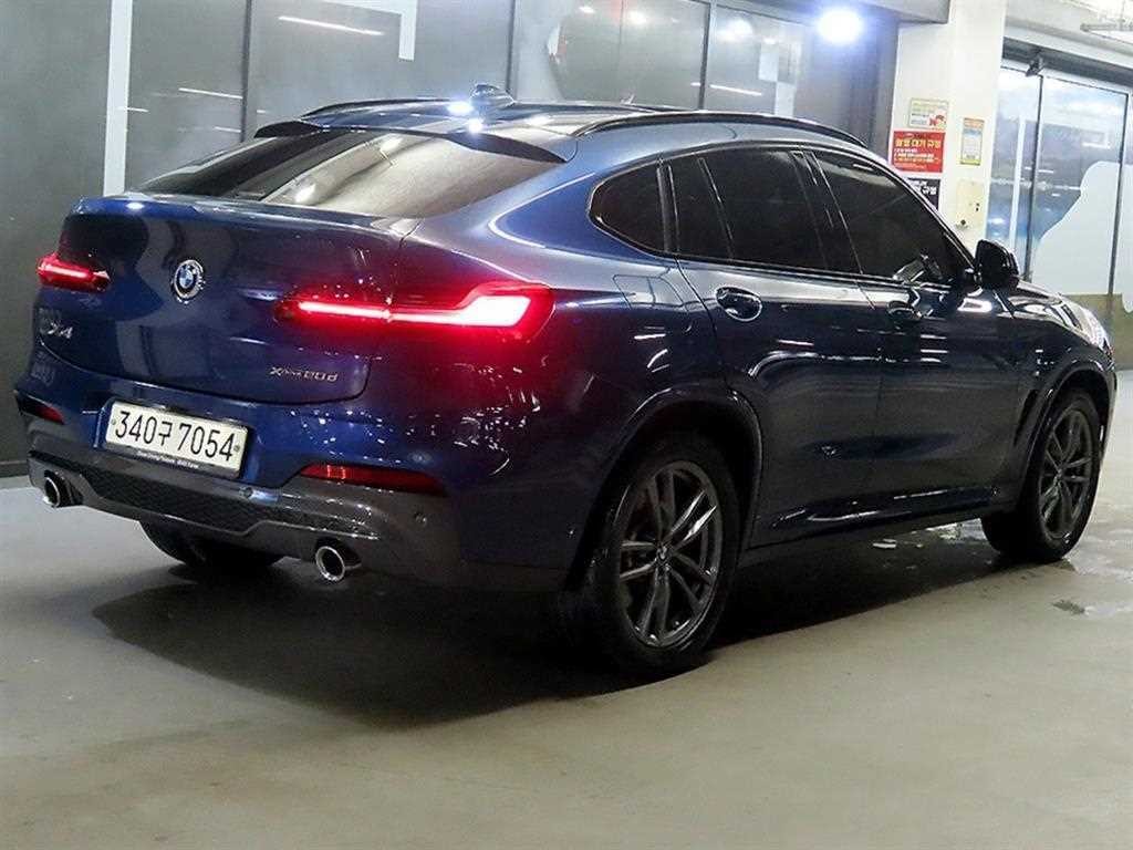 BMW X4 X4 (G02) xDrive 20d M 스포츠 기본형 이미지 4
