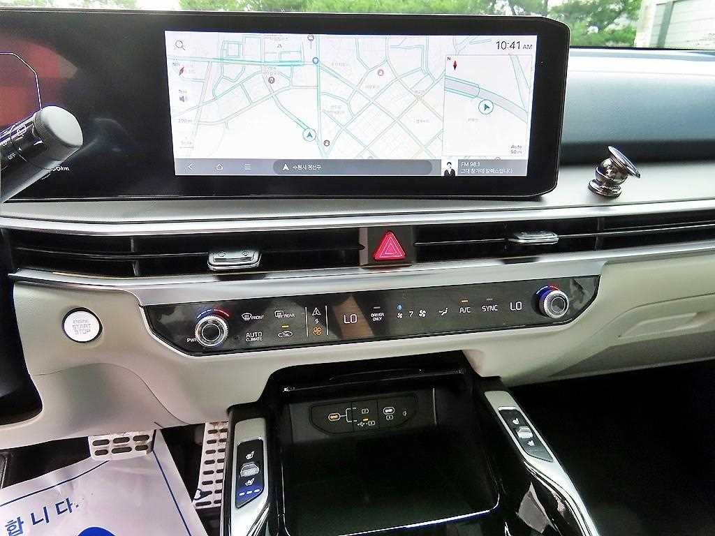 기아 쏘렌토 더 뉴 쏘렌토 4세대 하이브리드 1.6T 2WD 시그니처 그래비티 이미지 12
