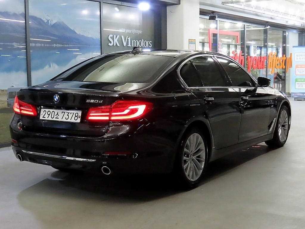 BMW 5시리즈 5시리즈 (G30) 520d 럭셔리 스페셜 에디션 이미지 4