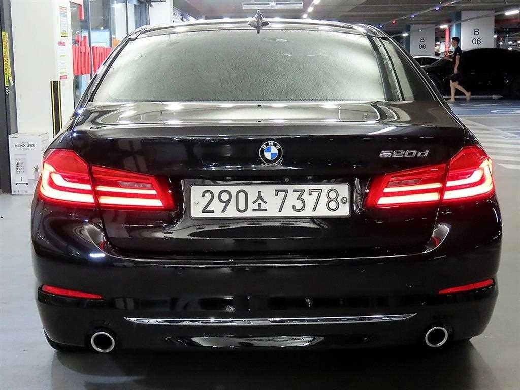 BMW 5시리즈 5시리즈 (G30) 520d 럭셔리 스페셜 에디션 이미지 5