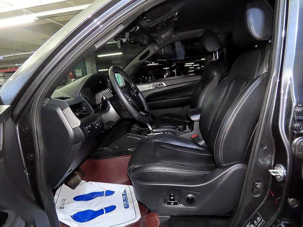 KG모빌리티(쌍용) 렉스턴 더 뉴 렉스턴 스포츠 칸 디젤 2.2 4WD 쿨멘 프레스티지 이미지 6