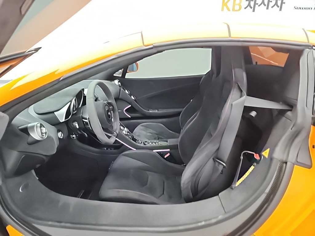 맥라렌 650S 3.8 스파이더 이미지 11