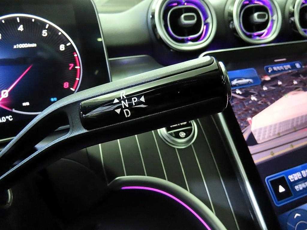 벤츠 C 클래스 C클래스 W206 C200 아방가르드 이미지 12