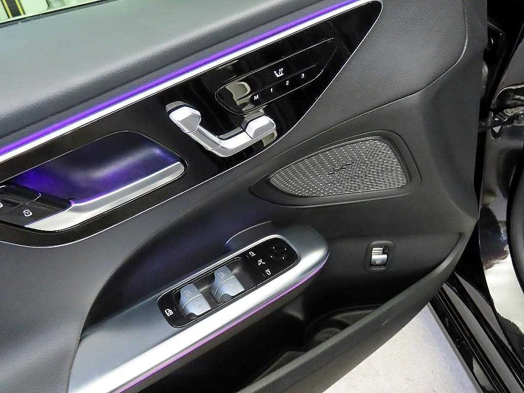 벤츠 C 클래스 C클래스 W206 C200 아방가르드 이미지 13